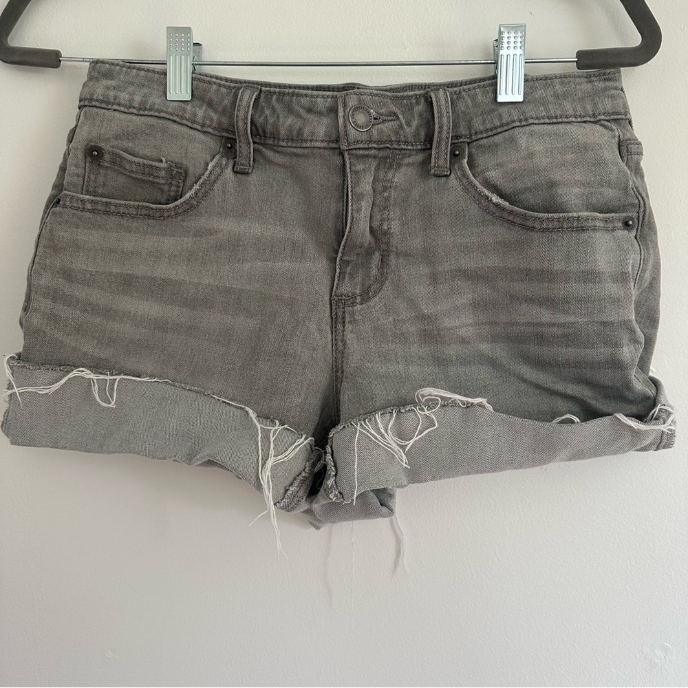 Universal Thread Gray Jean Shorts Cut-Off Style